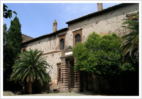 http://www.castellodilunghezza.it/photogallery/foto_caste/castello%2001.jpg